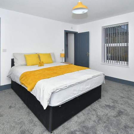 Townhouse @ 24 Brunswick Place Stoke Etruria Exterior photo