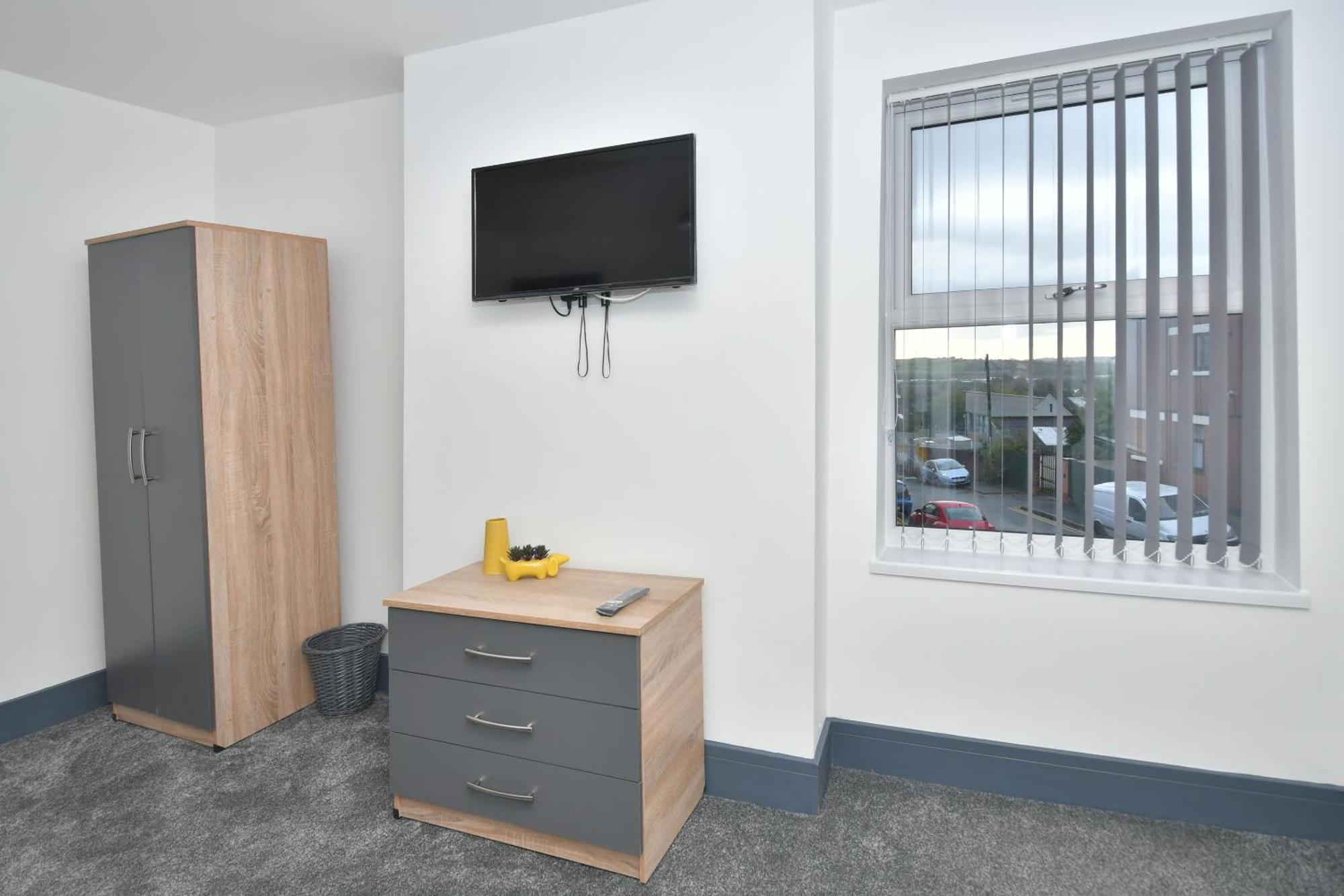 Townhouse @ 24 Brunswick Place Stoke Etruria Exterior photo