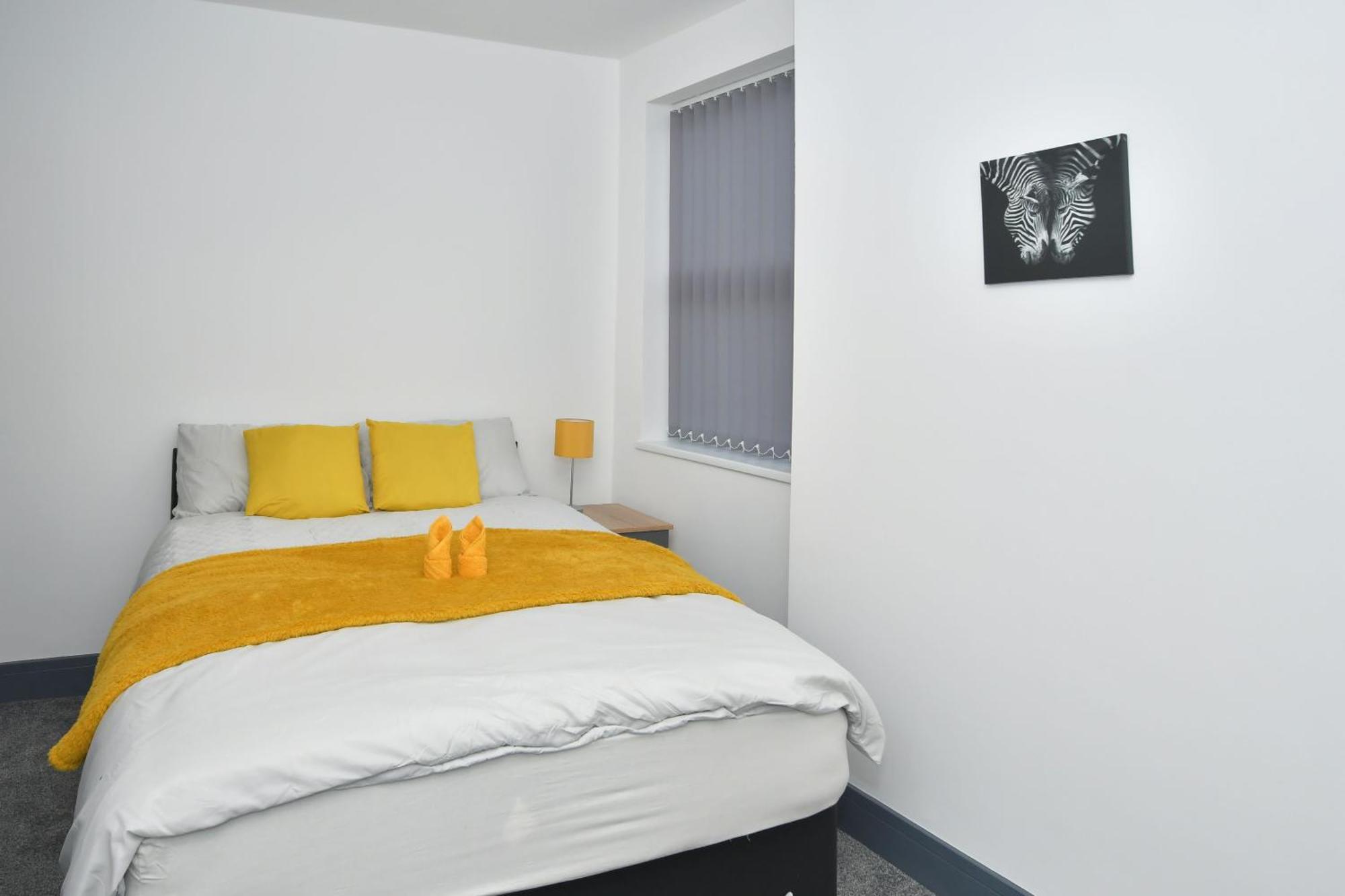 Townhouse @ 24 Brunswick Place Stoke Etruria Exterior photo