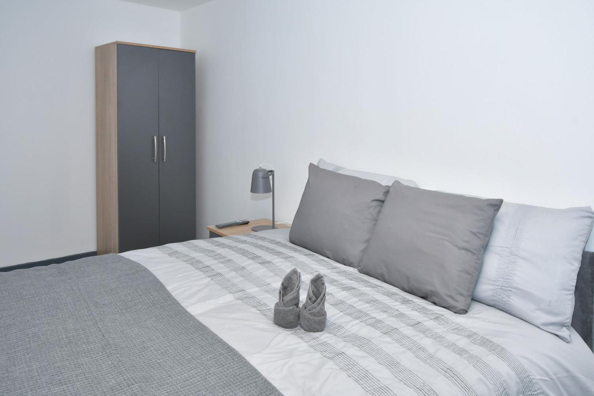 Townhouse @ 24 Brunswick Place Stoke Etruria Room photo