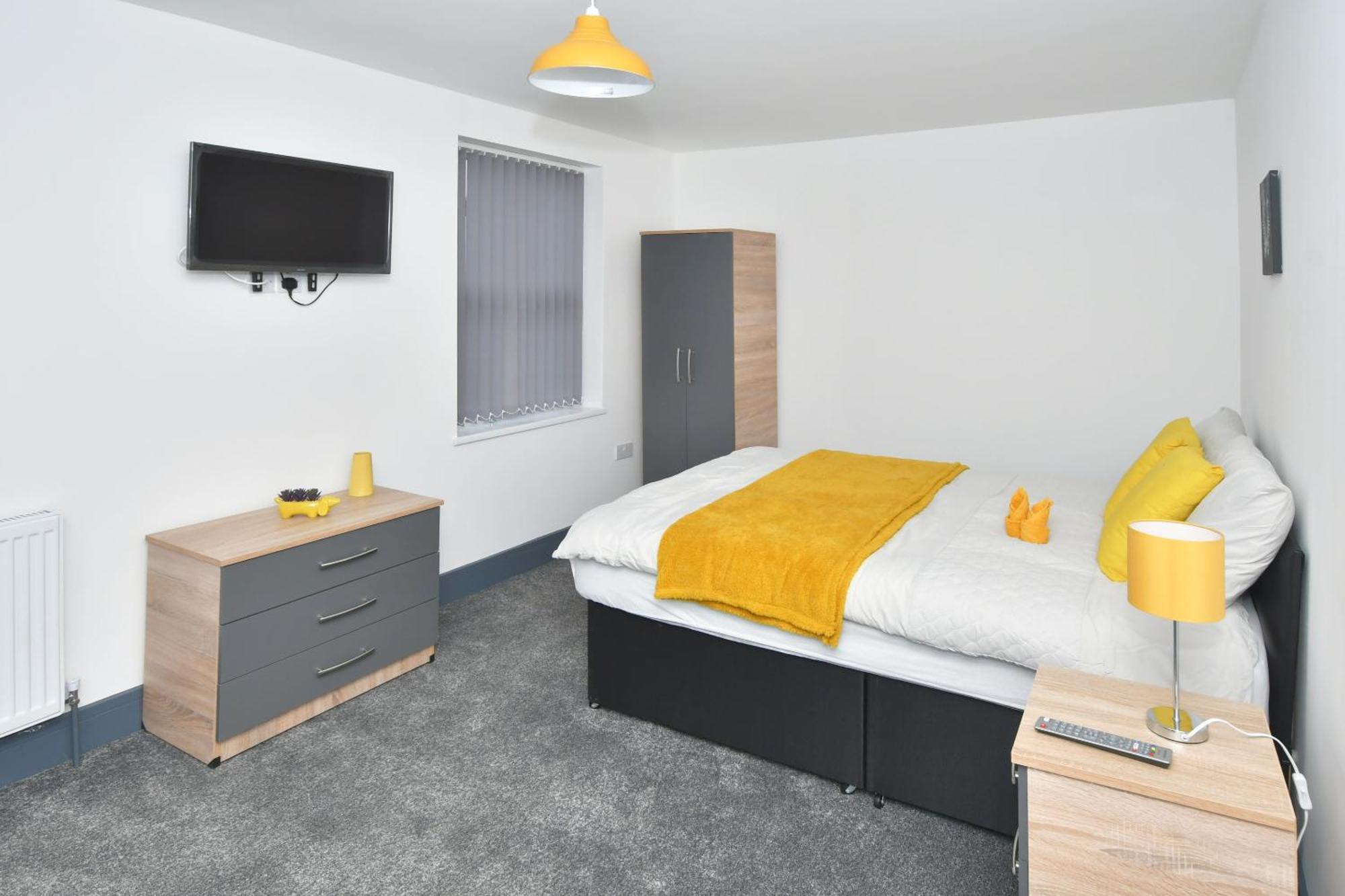 Townhouse @ 24 Brunswick Place Stoke Etruria Exterior photo